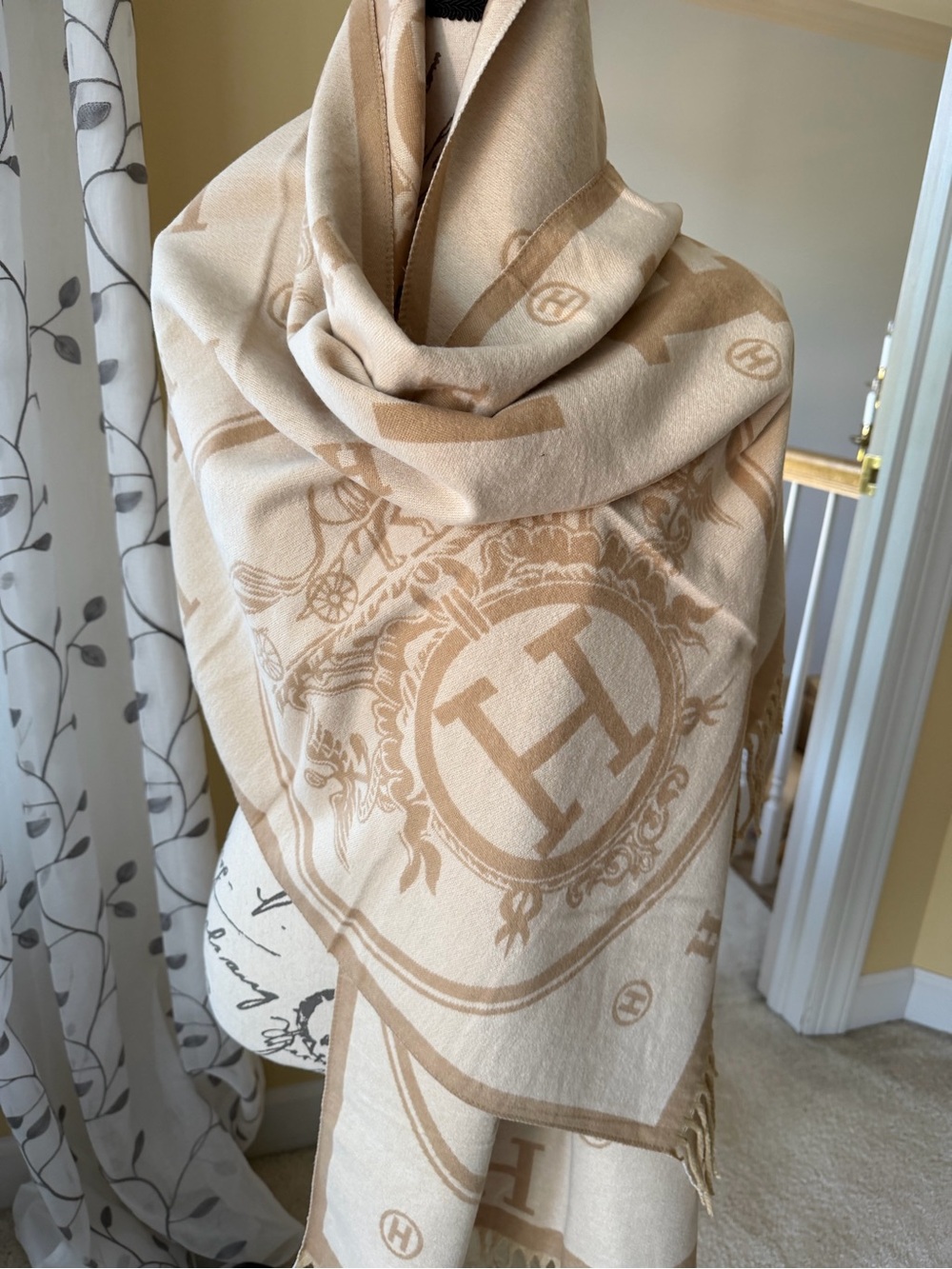 H Style Scarf Wrap Shawl New